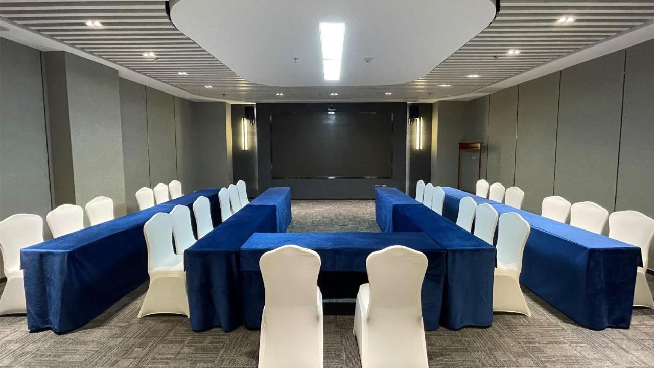Beijing Jingyi Hotel Buitenkant foto