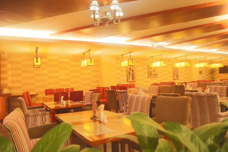 Beijing Jingyi Hotel Buitenkant foto